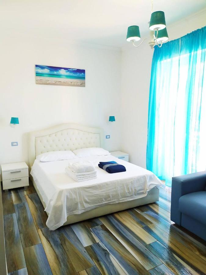 Hotel La Terrazza Sul Mare Marina di Camerota Exterior foto